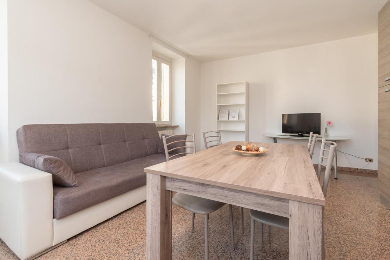 Appartamento Piazza Garibaldi - F&L Apartment Бреша Екстериор снимка