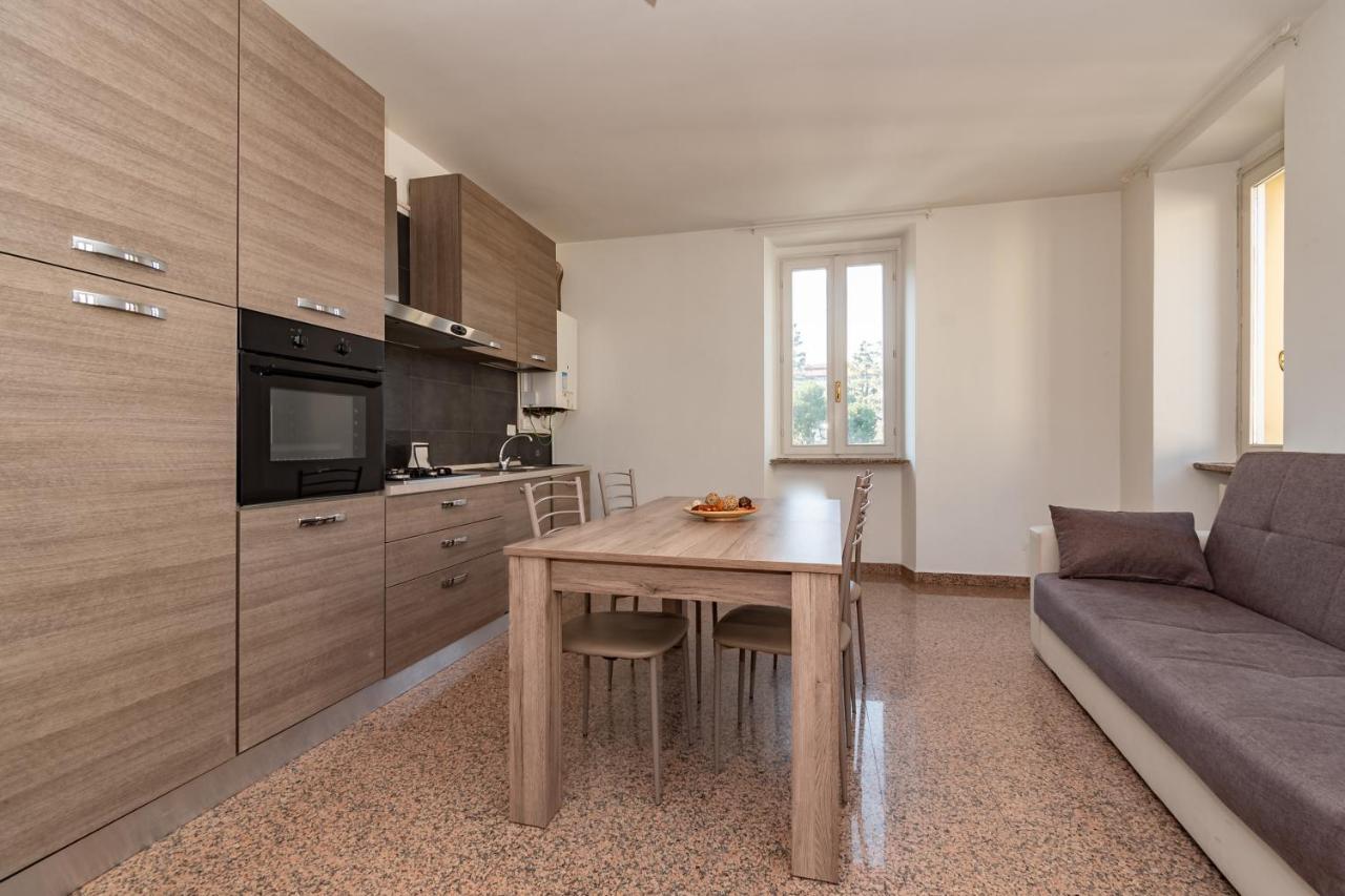 Appartamento Piazza Garibaldi - F&L Apartment Бреша Екстериор снимка